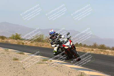 media/Apr-10-2022-SoCal Trackdays (Sun) [[f104b12566]]/Turn 7 Inside (1025am)/